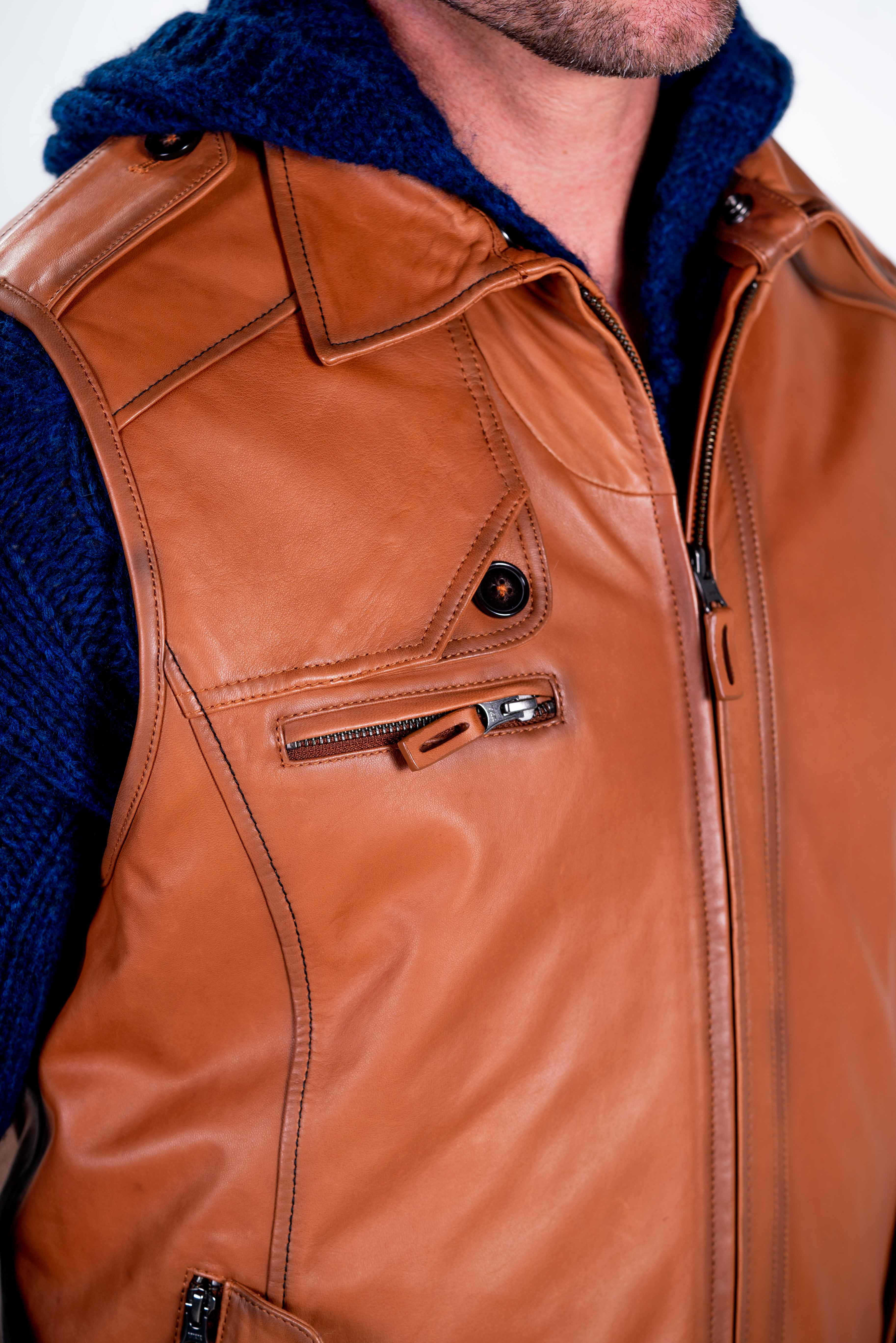 WOODSMAN - Men's reversible Leather Vest | ROBERT COMSTOCK
